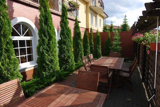 Hotel Jablonski Доротово Екстериор снимка