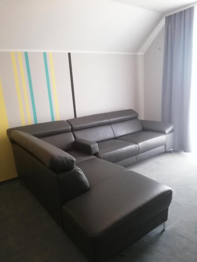 Hotel Jablonski Доротово Екстериор снимка