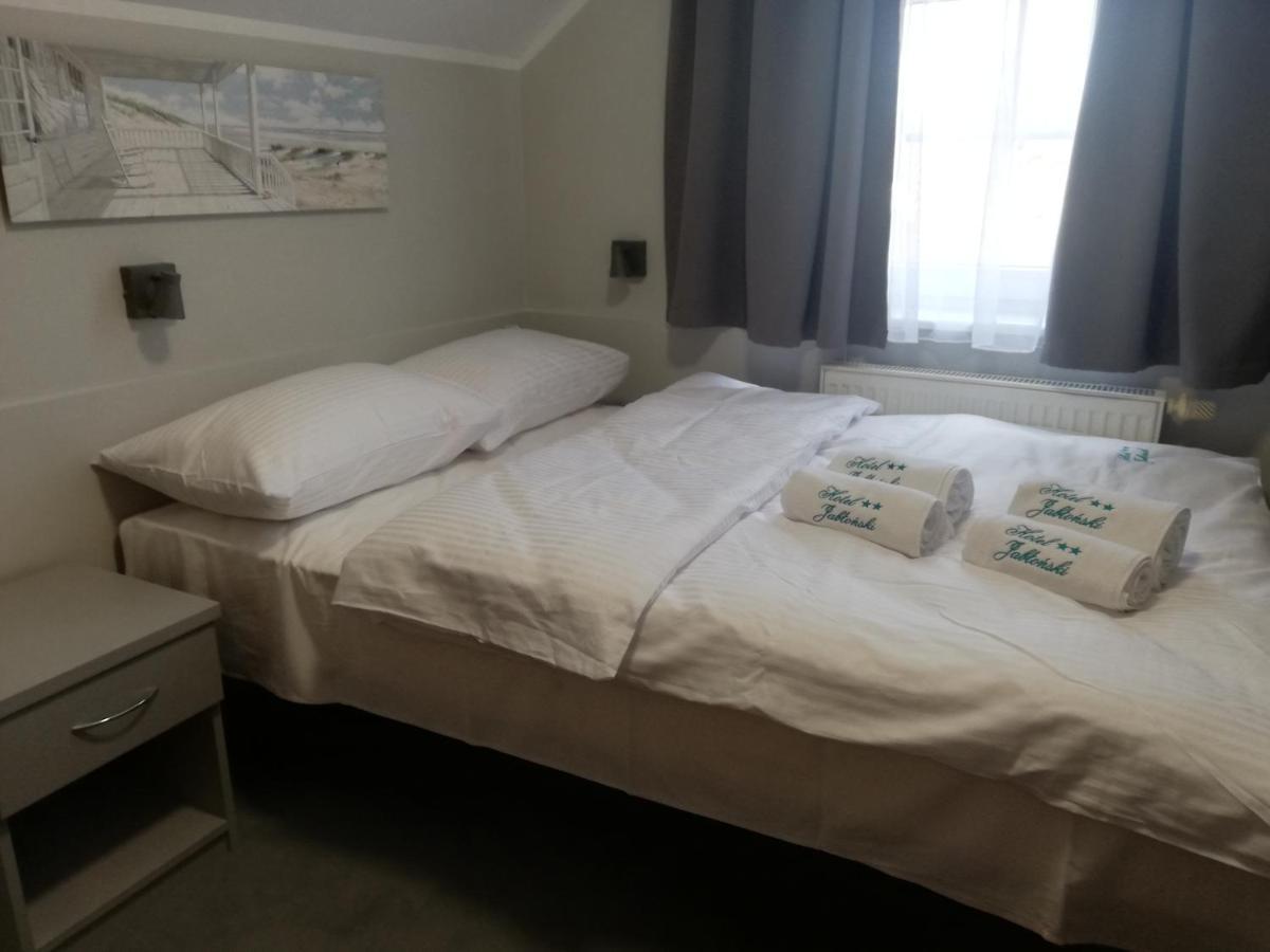 Hotel Jablonski Доротово Екстериор снимка